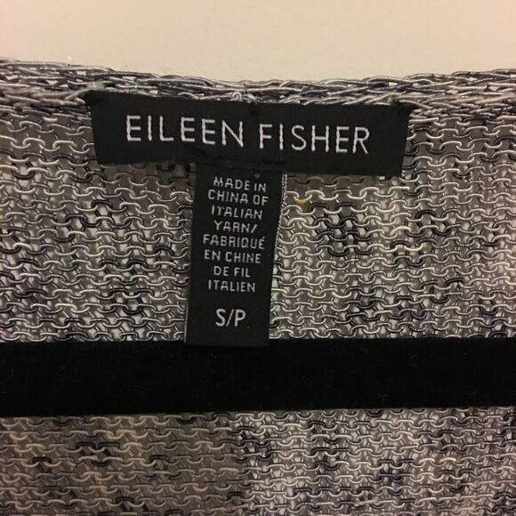 Eileen Fisher V Neck Woven Fabric Top Size S - Picture 2 of 5